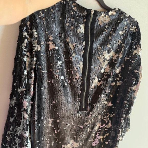 NWT Elizabeth & James Sparkly Silver & Black Cam Sequin Dress - Size L - Picture 4 of 7